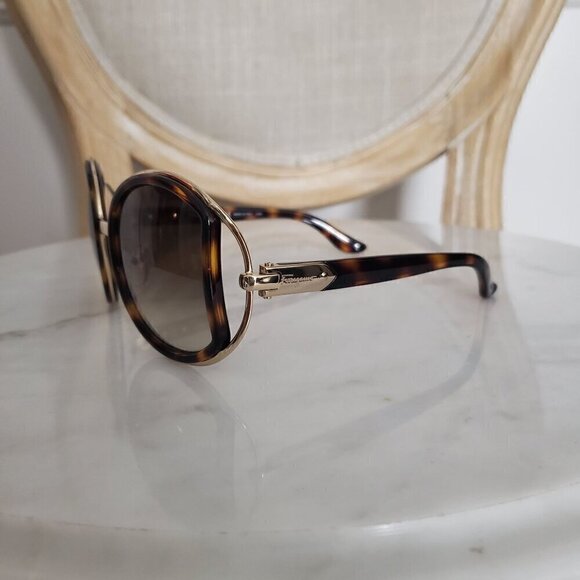 NIB Salvatore Ferragamo Oversize Tortoise Brown Side Cut Out 52mm Sunglasses - Picture 15 of 16